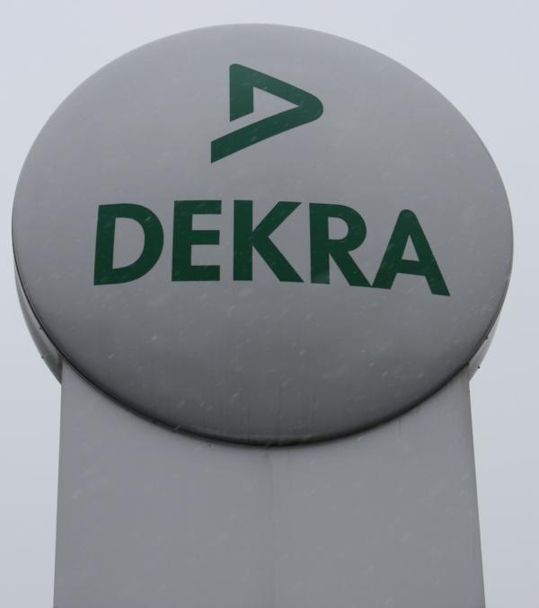 DIN 9001 – die Gelddruckmaschine für Zertifizierer