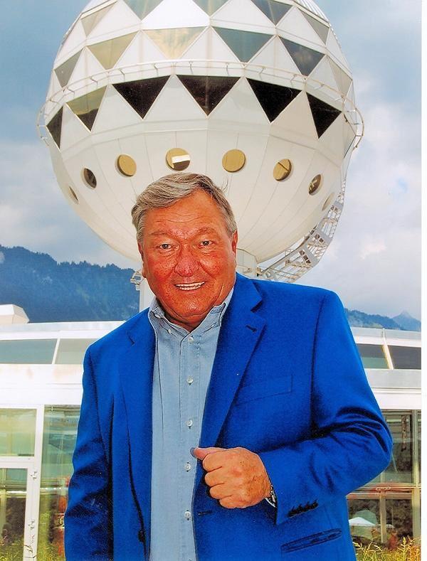 Erich von Däniken, Bestsellerautor