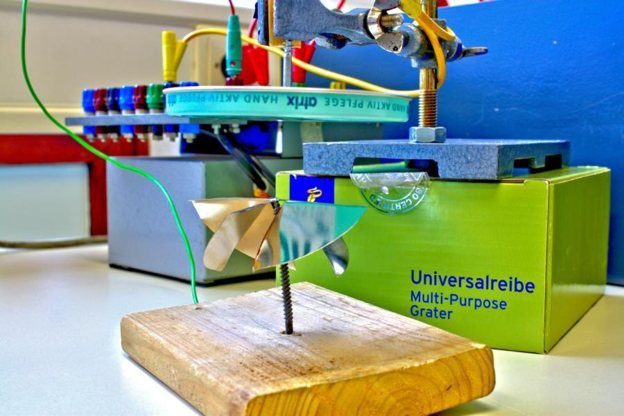 Labormuster eines lauffähigen Elektrostatik-Motors