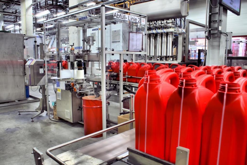 Kraftfahrzeugölproduktion von Zeller+Gmelin